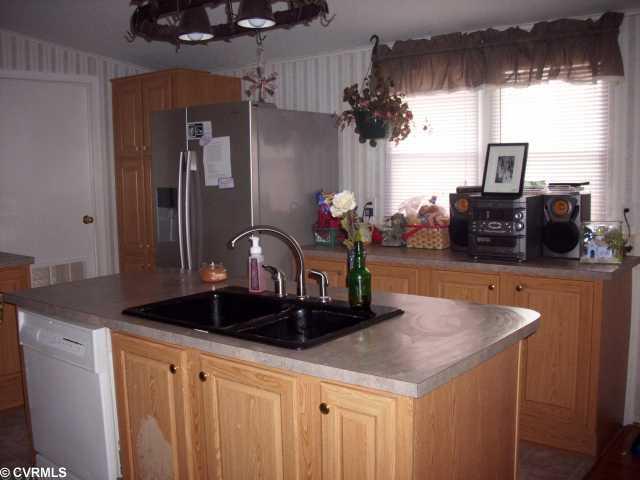 846 Namozine Road Crewe, VA 23930 - Photo 6 of 9 Kitchen - Kitchen Area 2.