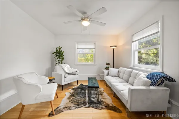 $875,000 | 83 North Park Boulevard, Glen Ellyn, IL 60137