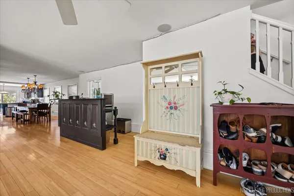 $875,000 | 83 North Park Boulevard, Glen Ellyn, IL 60137