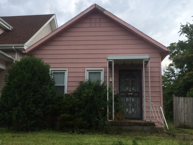 1405 Summit Street Fort Wayne, IN 46803 - Photo 1 of 5 Gallery Image 1