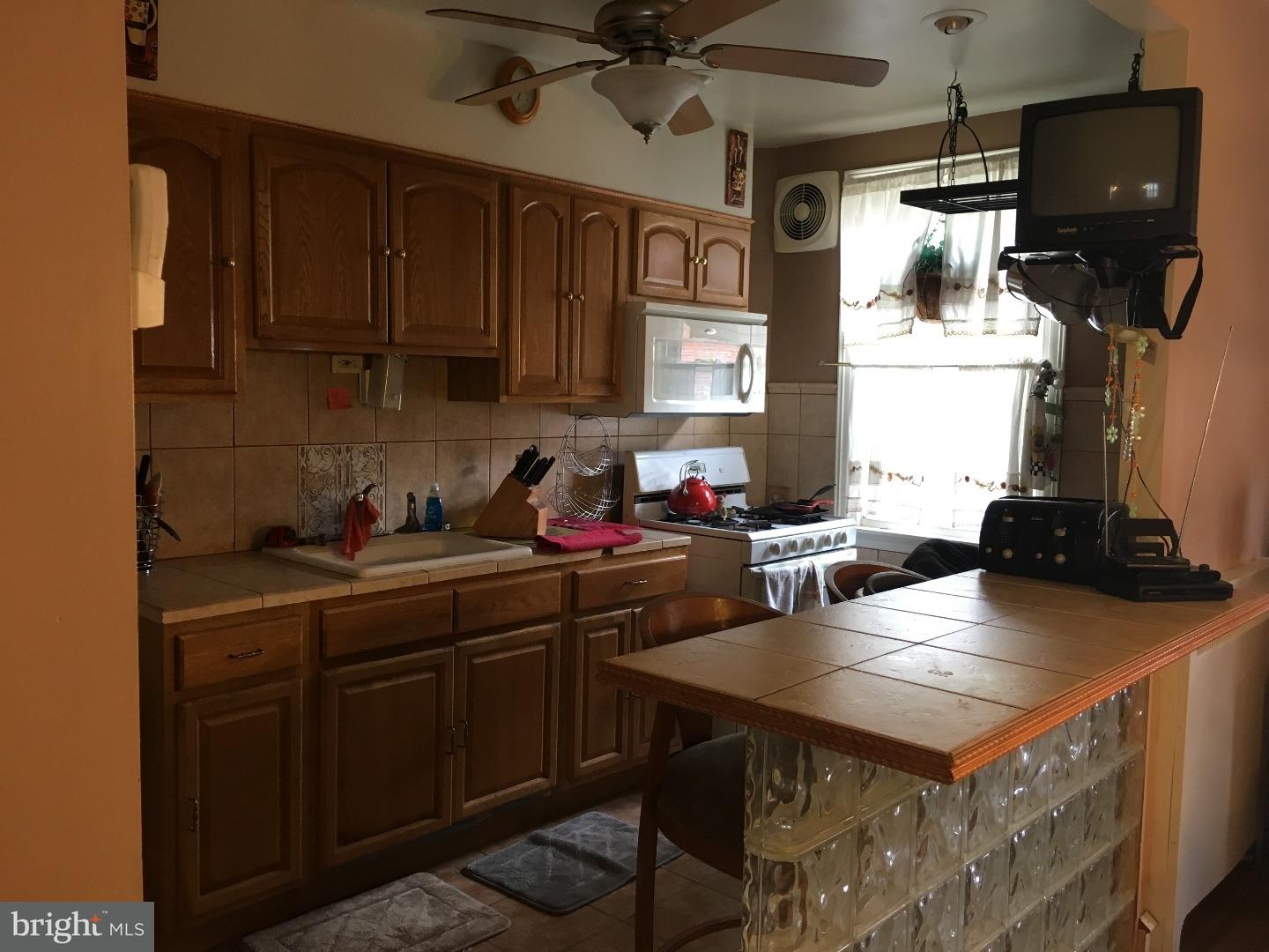 7542 Rugby Street Philadelphia, PA 19150 - Photo 3 of 19 Gallery Image 3