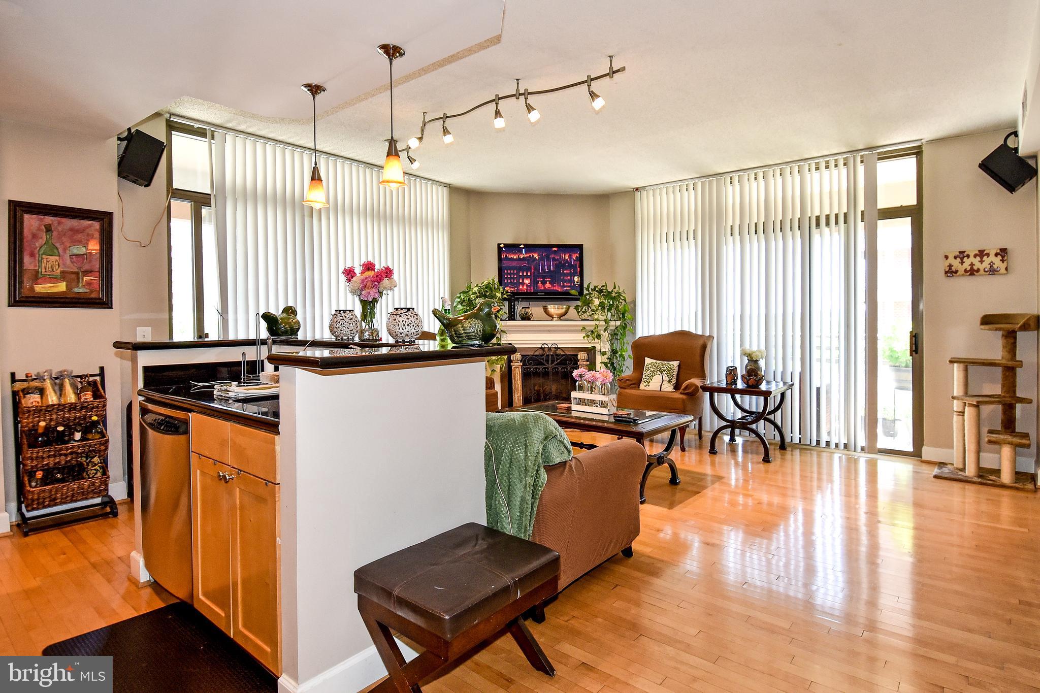 3600 South Glebe Road, Unit 417W Arlington, VA 22202 - Photo 4 of 35