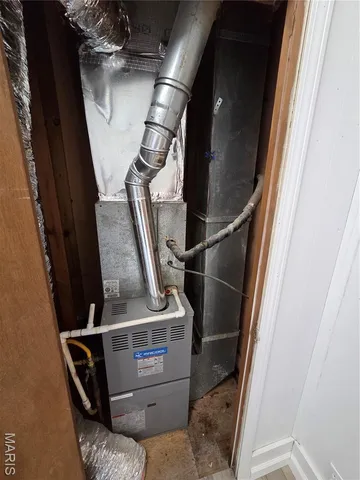 $109,000 | 327 East Summer Street, Monroe City, MO 63456