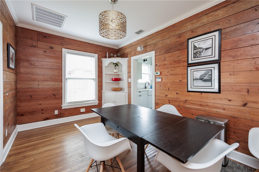 330 Palmero Street Corpus Christi, TX 78404 - Photo 11 of 40