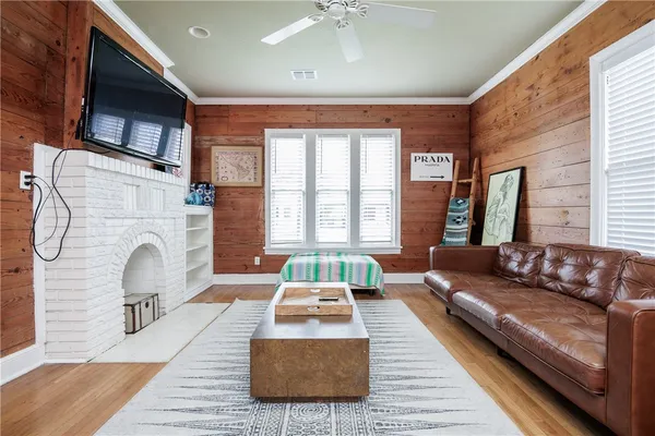 $1,950 | 330 Palmero Street, Corpus Christi, TX 78404