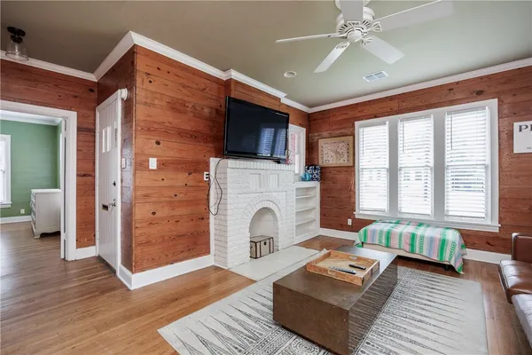 $1,950 | 330 Palmero Street, Corpus Christi, TX 78404