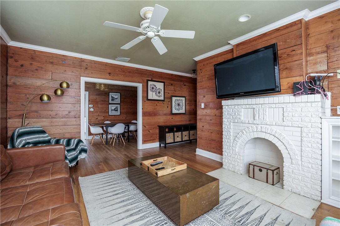 330 Palmero Street Corpus Christi, TX 78404 - Photo 5 of 40