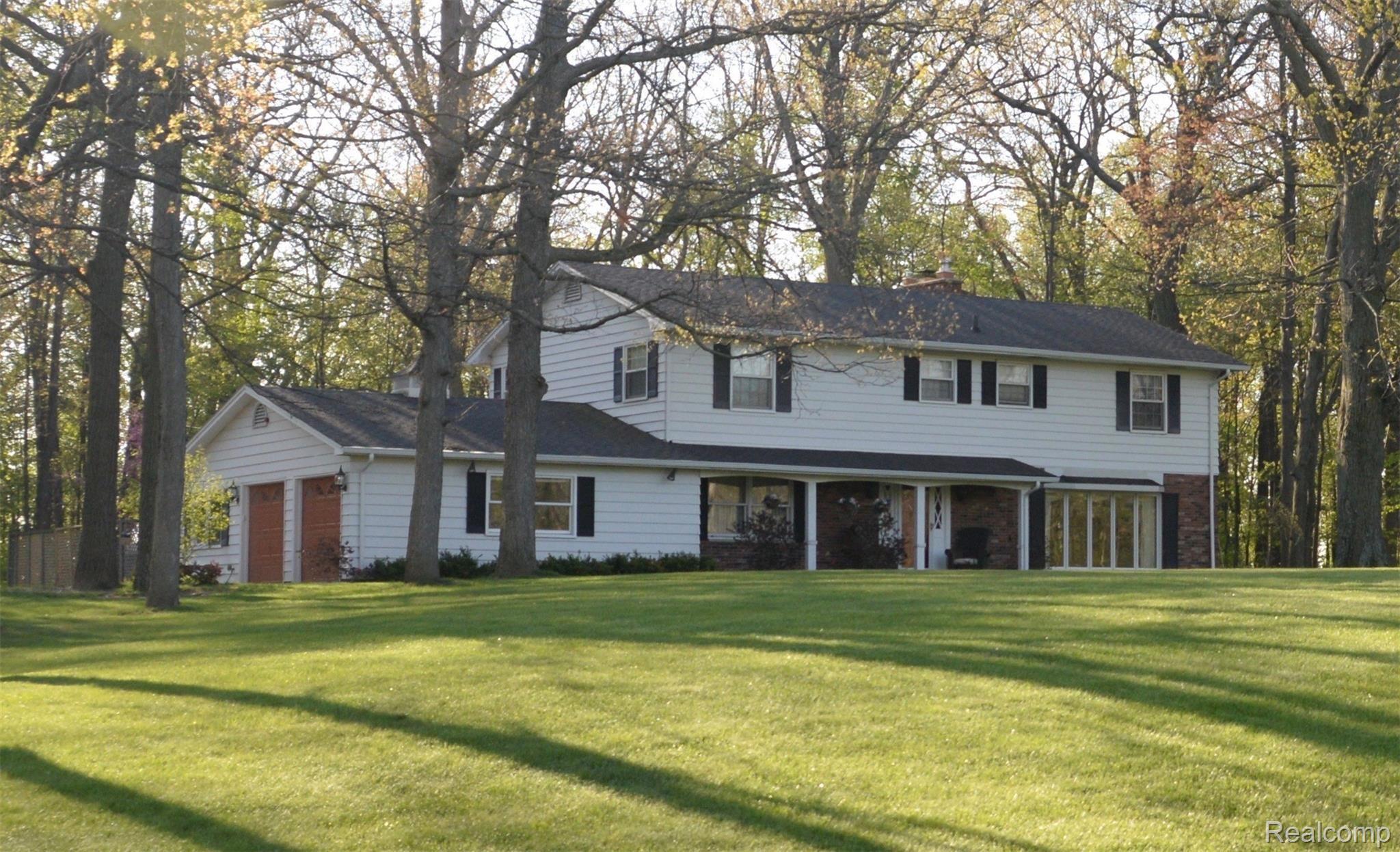 5975 Ludwig Road Oxford, MI 48371 - Photo 1 of 73 01.jpg