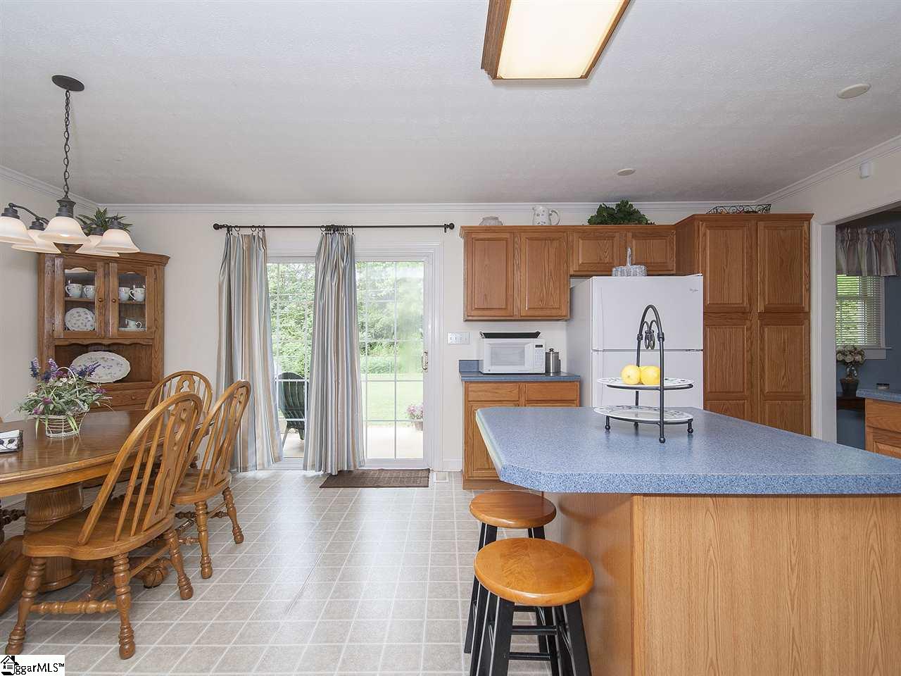 204 Woodhaven Road Easley, SC 29640 - Photo 12 of 36