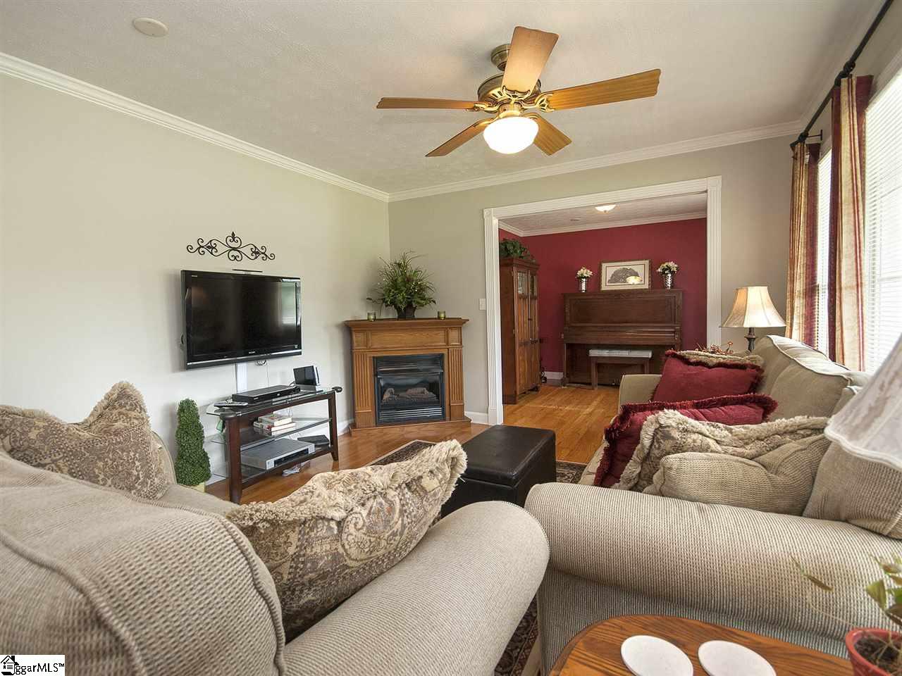 204 Woodhaven Road Easley, SC 29640 - Photo 3 of 36