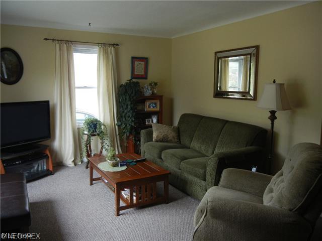 2517 Keystone Road Cleveland, OH 44134 - Photo 8 of 24