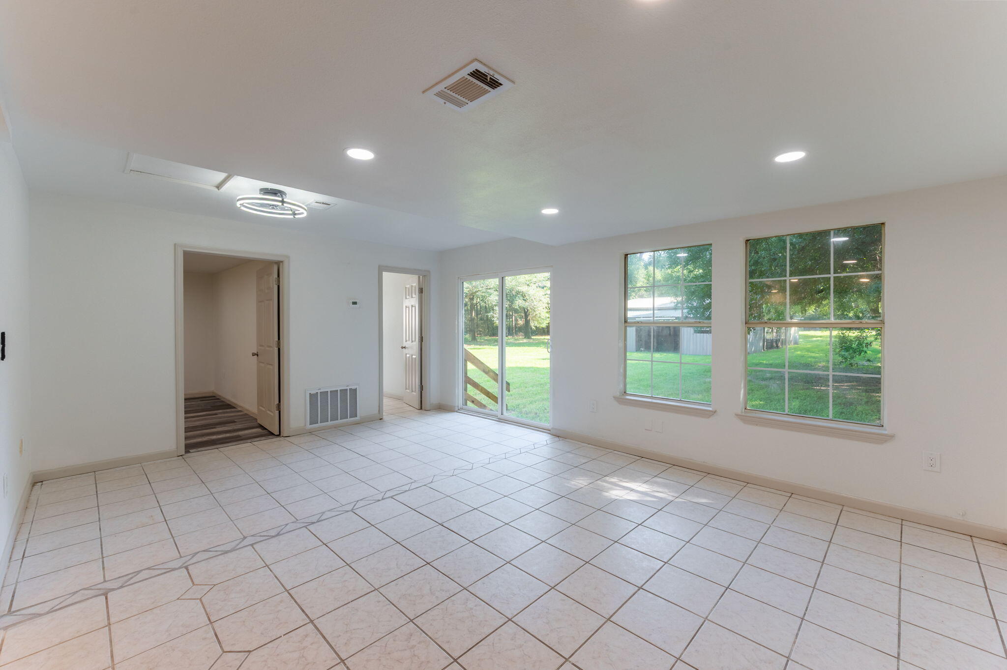 12400 Wildlife Road Holt, FL 32564 - Photo 18 of 58 17-web-or-mls-12400-wildlife-rd