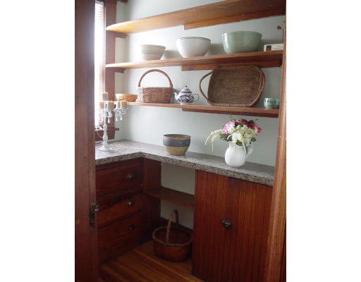 9 Lyman Road, Unit B Northampton, MA 01060 - Photo 4 of 7 Gallery Image 4