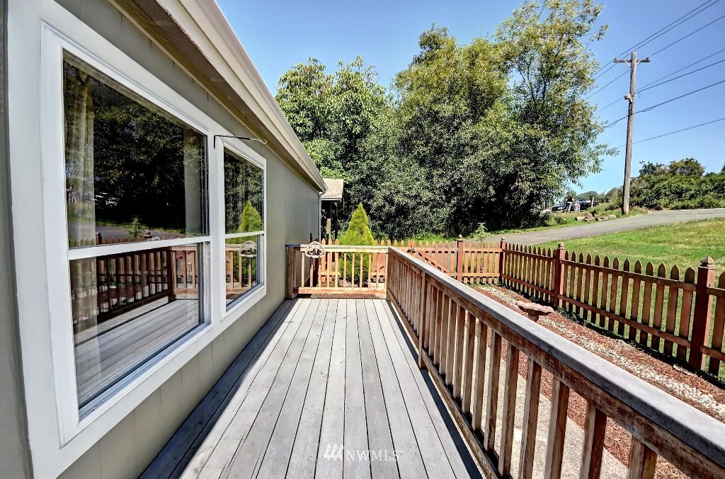 6918 Foster Slough Road Snohomish, WA 98290 - Photo 3 of 25 Gallery Image 3