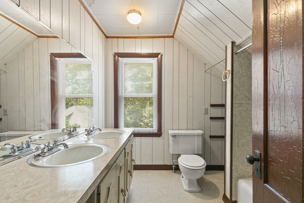 535 Main Street Wareham, MA 02571 - Photo 13 of 20 Gallery Image 13