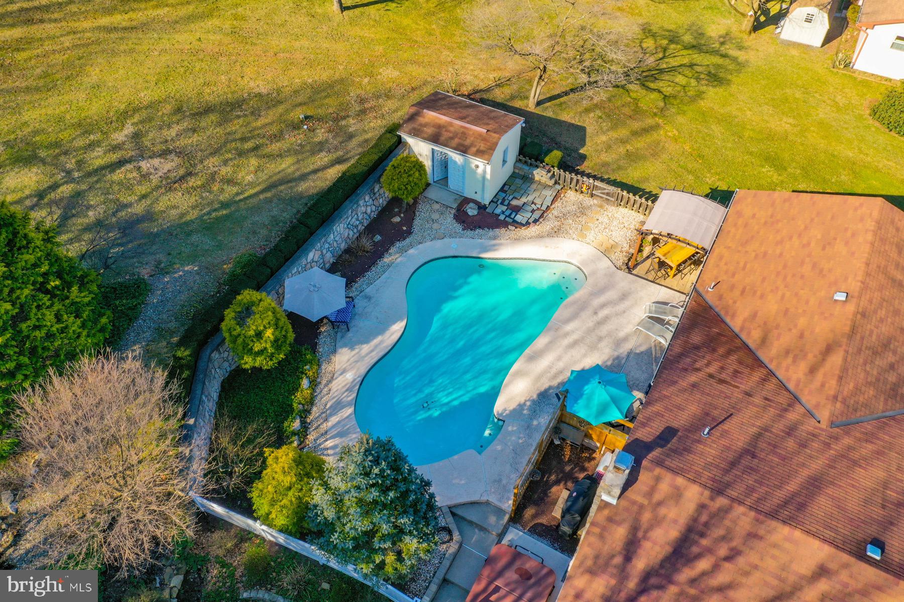 2076 Church View Road Coopersburg, PA 18036 - Photo 40 of 52 Gallery Image 40