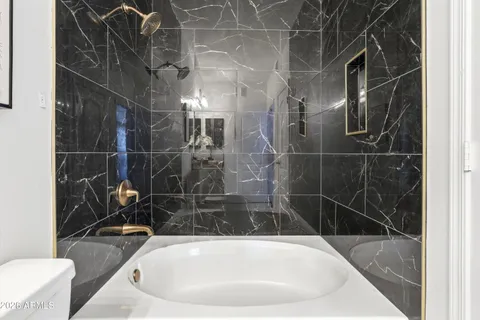 $415,000 | 4343 North 21st Street, Unit 256, Phoenix, AZ 85016