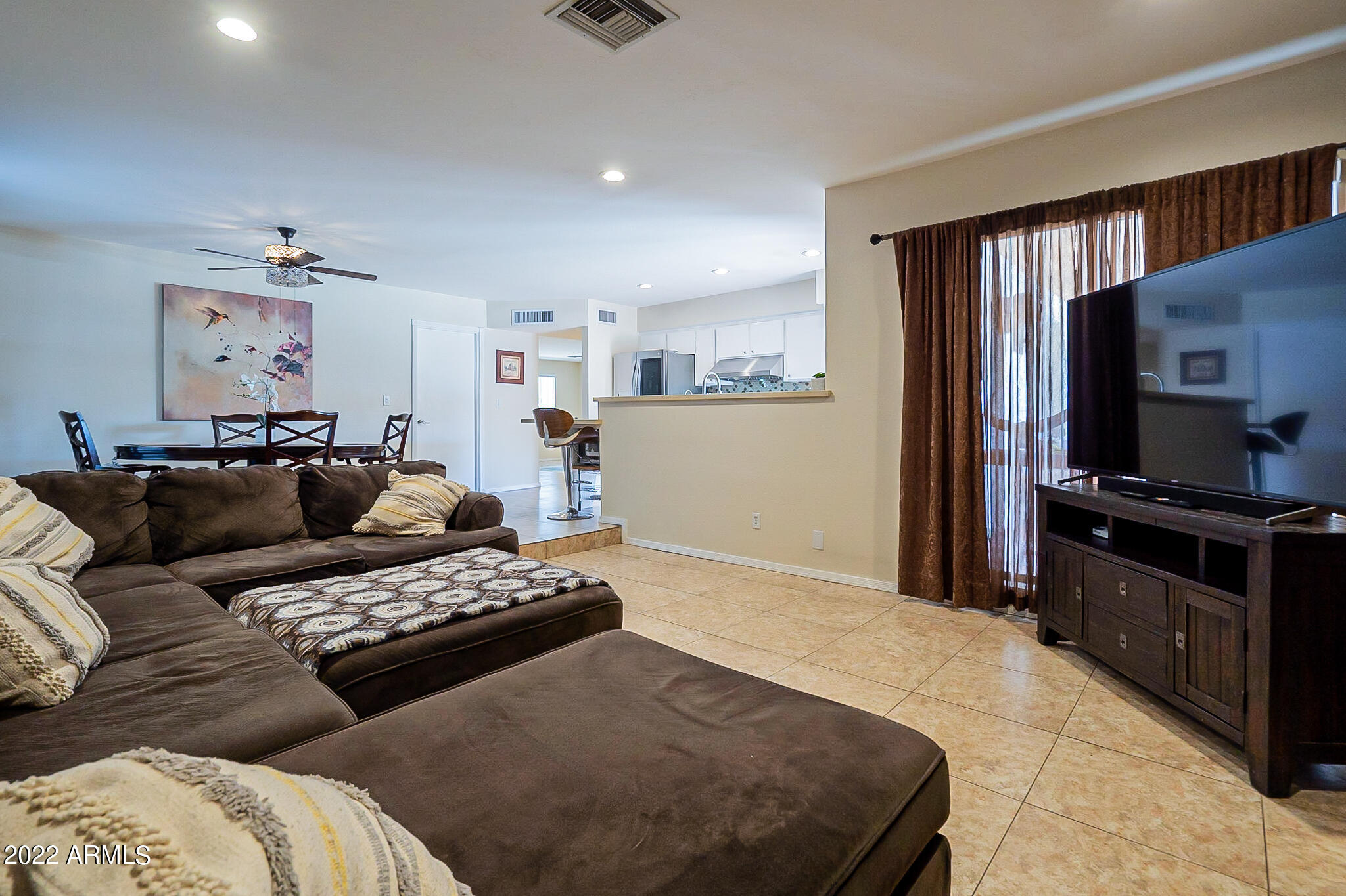 2919 West Redfield Road Phoenix, AZ 85053 - Photo 11 of 47 .