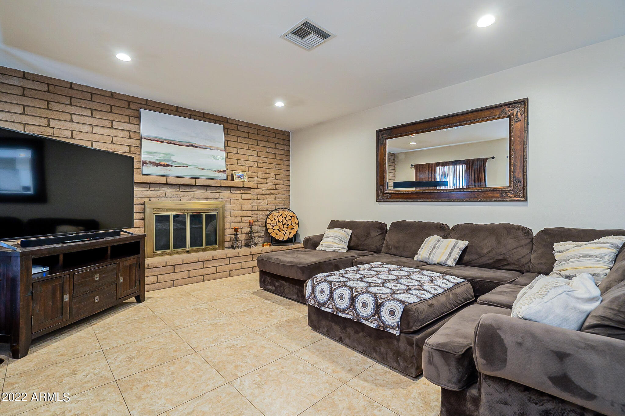 2919 West Redfield Road Phoenix, AZ 85053 - Photo 9 of 47 .