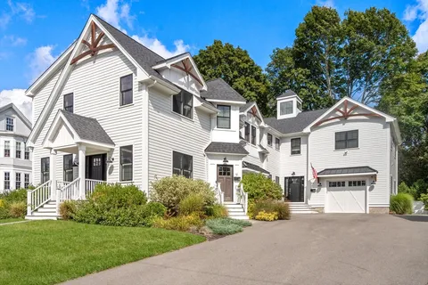 $1,195,000 | 10 Lincoln Street, Unit 10, Natick, MA 01760