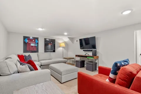 $1,195,000 | 10 Lincoln Street, Unit 10, Natick, MA 01760