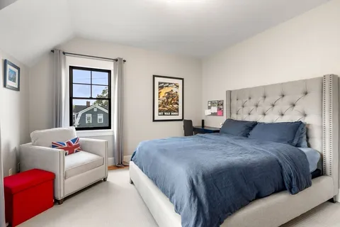 $1,195,000 | 10 Lincoln Street, Unit 10, Natick, MA 01760