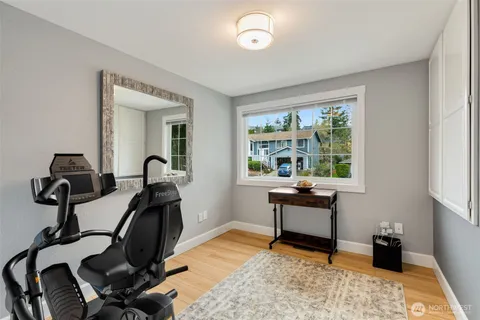 $925,000 | 403 Ferndale Avenue Northeast, Renton, WA 98056