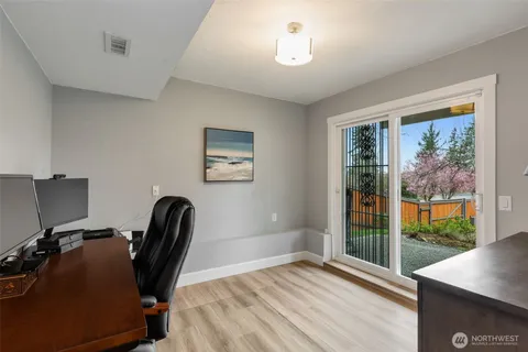 $925,000 | 403 Ferndale Avenue Northeast, Renton, WA 98056