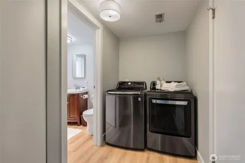 $925,000 | 403 Ferndale Avenue Northeast, Renton, WA 98056