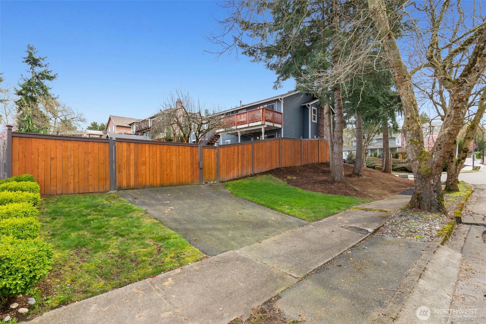 403 Ferndale Avenue Northeast Renton, WA 98056 - Photo 28 of 32