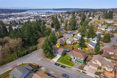 $925,000 | 403 Ferndale Avenue Northeast, Renton, WA 98056