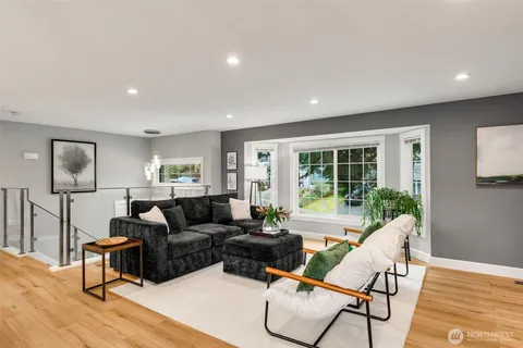 $925,000 | 403 Ferndale Avenue Northeast, Renton, WA 98056