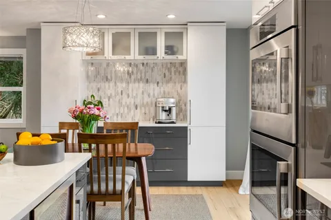 $925,000 | 403 Ferndale Avenue Northeast, Renton, WA 98056