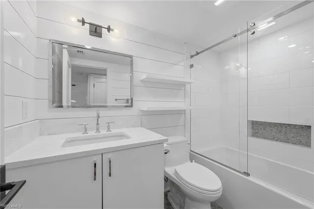 $999,000 | 6080 Pelican Bay Boulevard, Unit A205, Naples, FL 34108