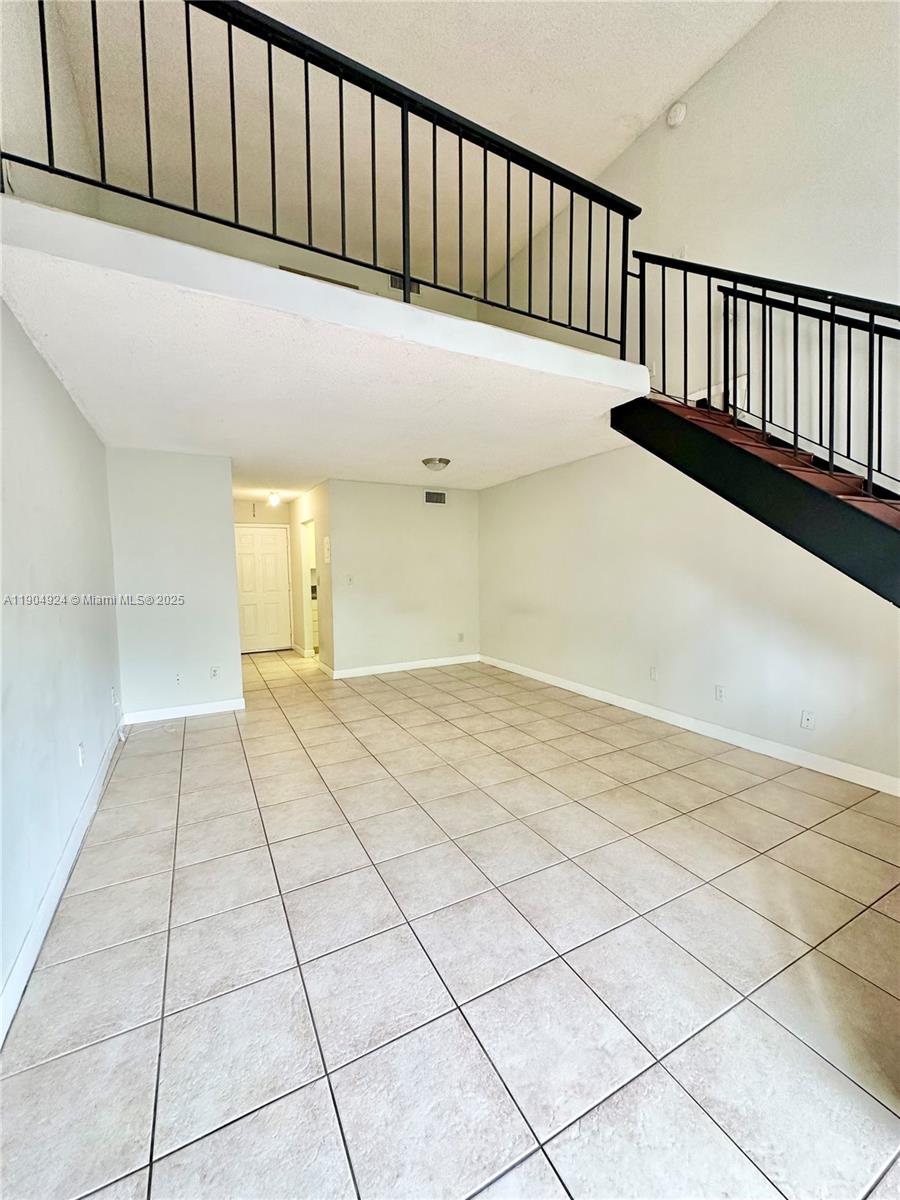 8600 Southwest 109th Avenue, Unit 4211 Miami, FL 33173 - Photo 20 of 25 a view of a balcony