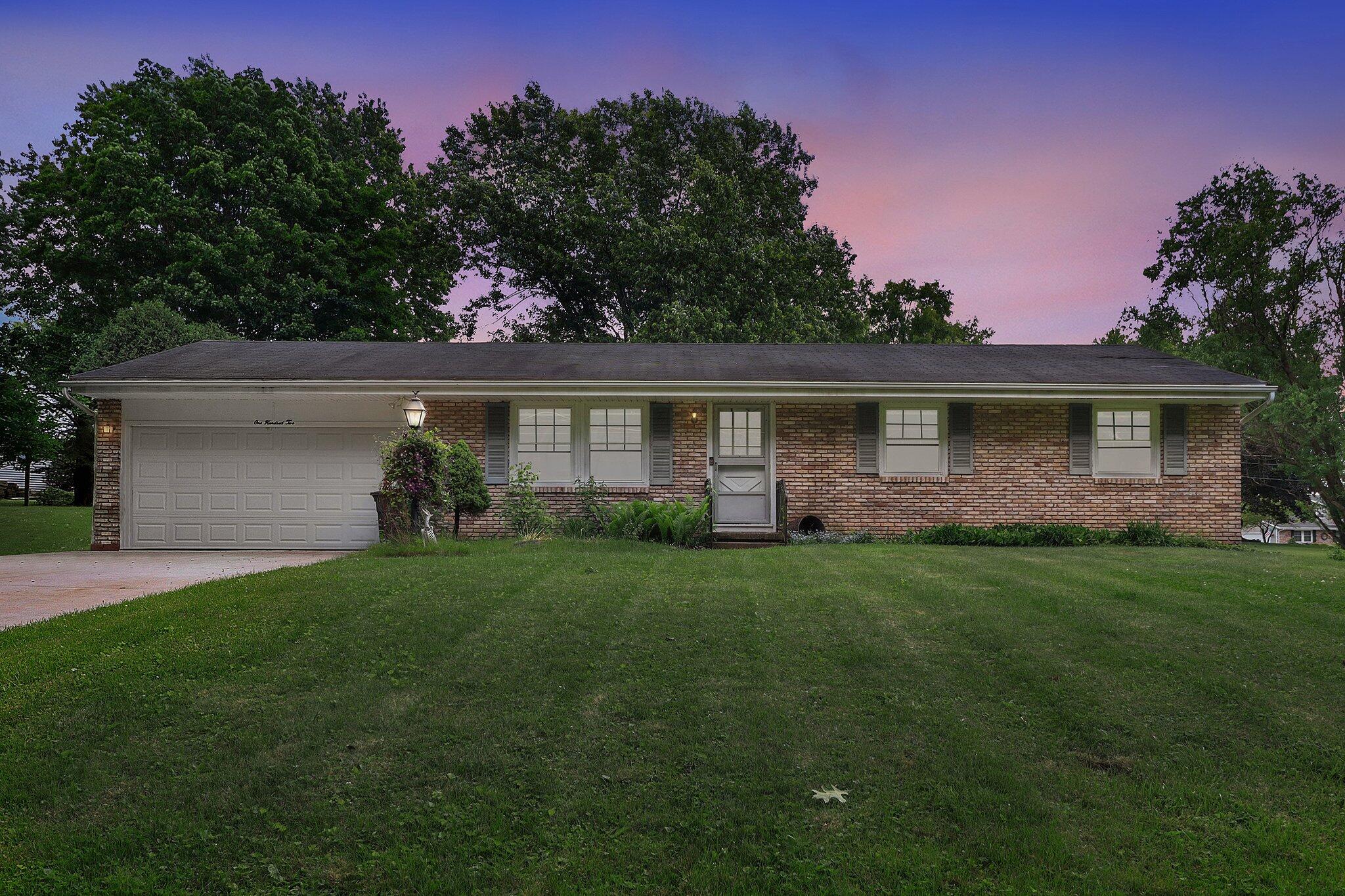 102 Park Road Mount Vernon, OH 43050 - Photo 1 of 32 1-web-or-mls-102-park-road