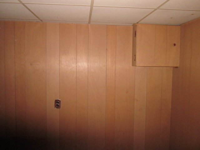 22859 David Eastpointe, MI 48021 - Photo 16 of 19 31089067-15.JPG
