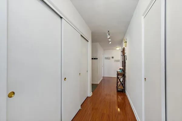 $289,000 | 1111 North Harlem Avenue, Unit 2A, Oak Park, IL 60302