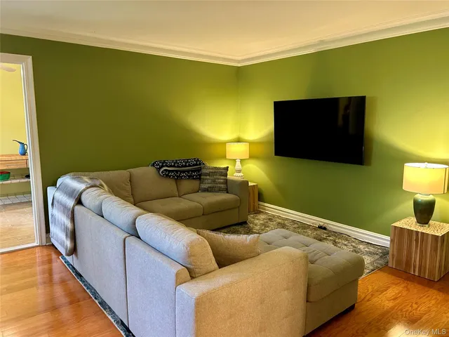 $2,550 | 474 West 238th Street, Unit 4G | Fieldston