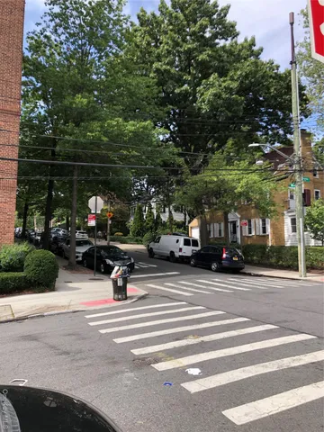 $2,550 | 474 West 238th Street, Unit 4G | Fieldston