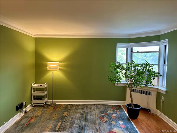 $2,400 | 474 West 238th Street, Unit 4G | Fieldston