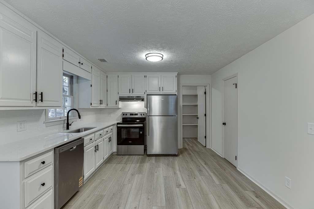 3545 Cub Circle Gainesville, GA 30506 - Photo 2 of 25