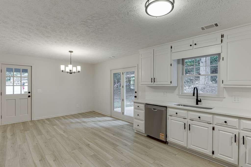 3545 Cub Circle Gainesville, GA 30506 - Photo 5 of 25