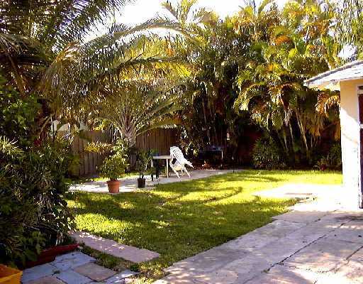 425 Sunset Road West Palm Beach, FL 33401 - Photo 2 of 4 Additional Photo