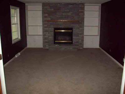 7021 Hill Road Swartz Creek, MI 48473 - Photo 3 of 10 20199972-2.JPG
