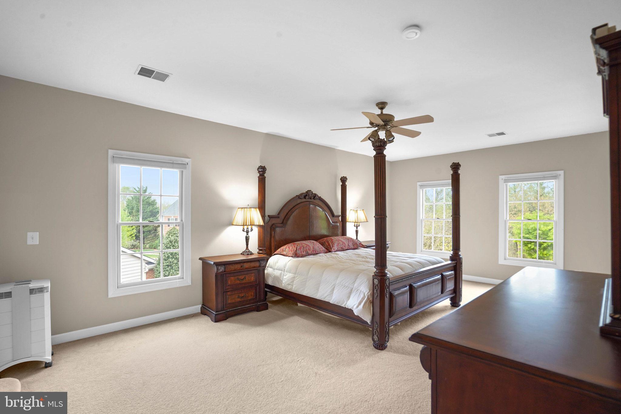 26030 Glasgow Drive Chantilly, VA 20152 - Photo 21 of 42