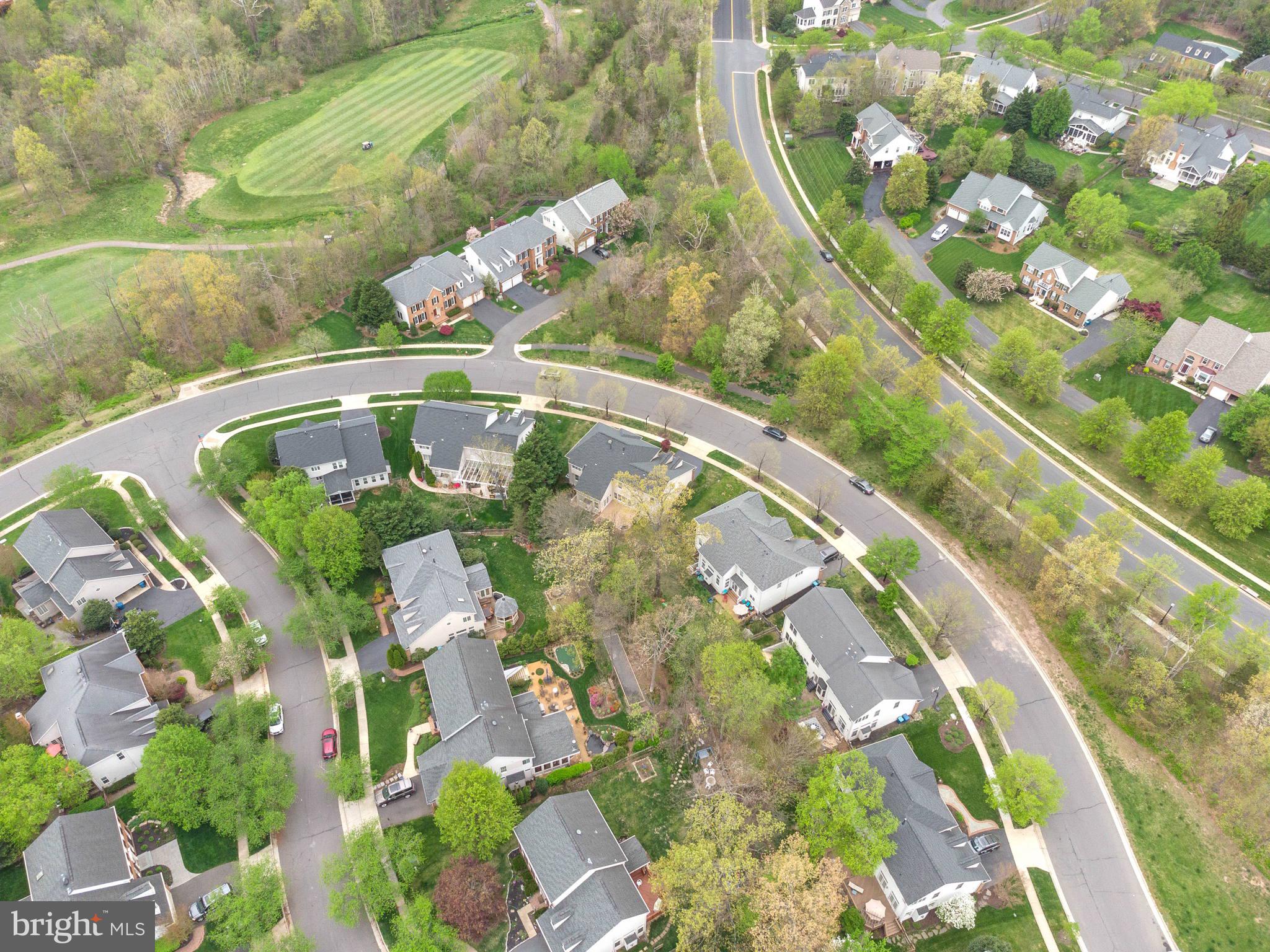 26030 Glasgow Drive Chantilly, VA 20152 - Photo 38 of 42