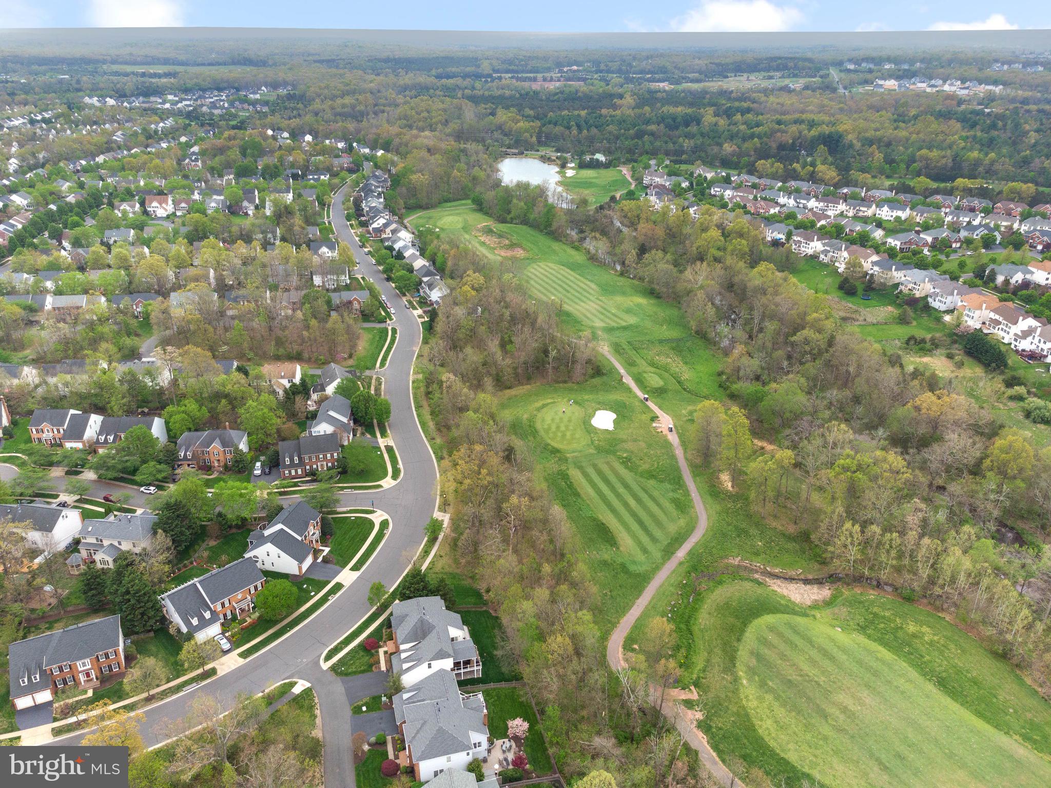 26030 Glasgow Drive Chantilly, VA 20152 - Photo 39 of 42