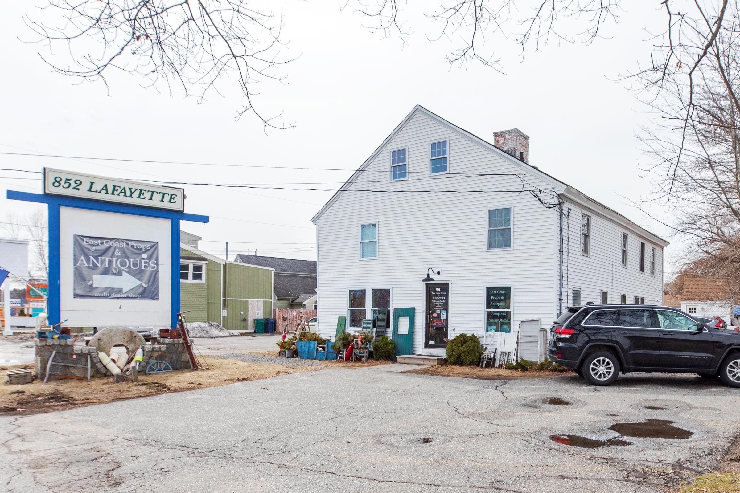 852 Lafayette Road Hampton, NH 03842 - Photo 11 of 16