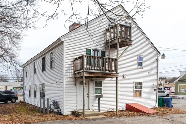 $989,900 | 852 Lafayette Road, Hampton, NH 03842